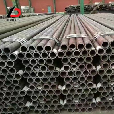 Fabrik-direkte JIS-Standard EN 10219 S235jr S355gh Nahtloses Rohr aus leichtem Stahl Schwarzes Eisen-Stahlrohr 6m 12m Kohlenstoffstahl Nahtloses Rohr Preis