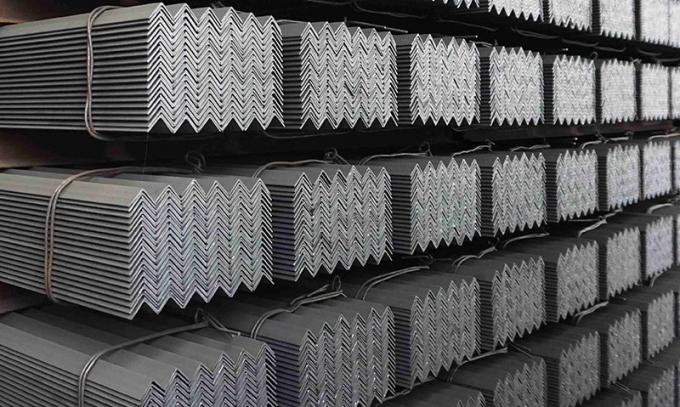 RoHS Kohlenstoffstahlwinkelbar ASTM A53 A572 S355jr Warmgewalzte Stahlwinkelbar 3